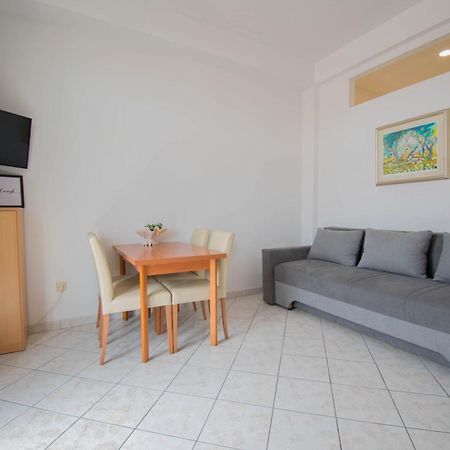 Apartments Manuela - Baška Voda Екстериор снимка