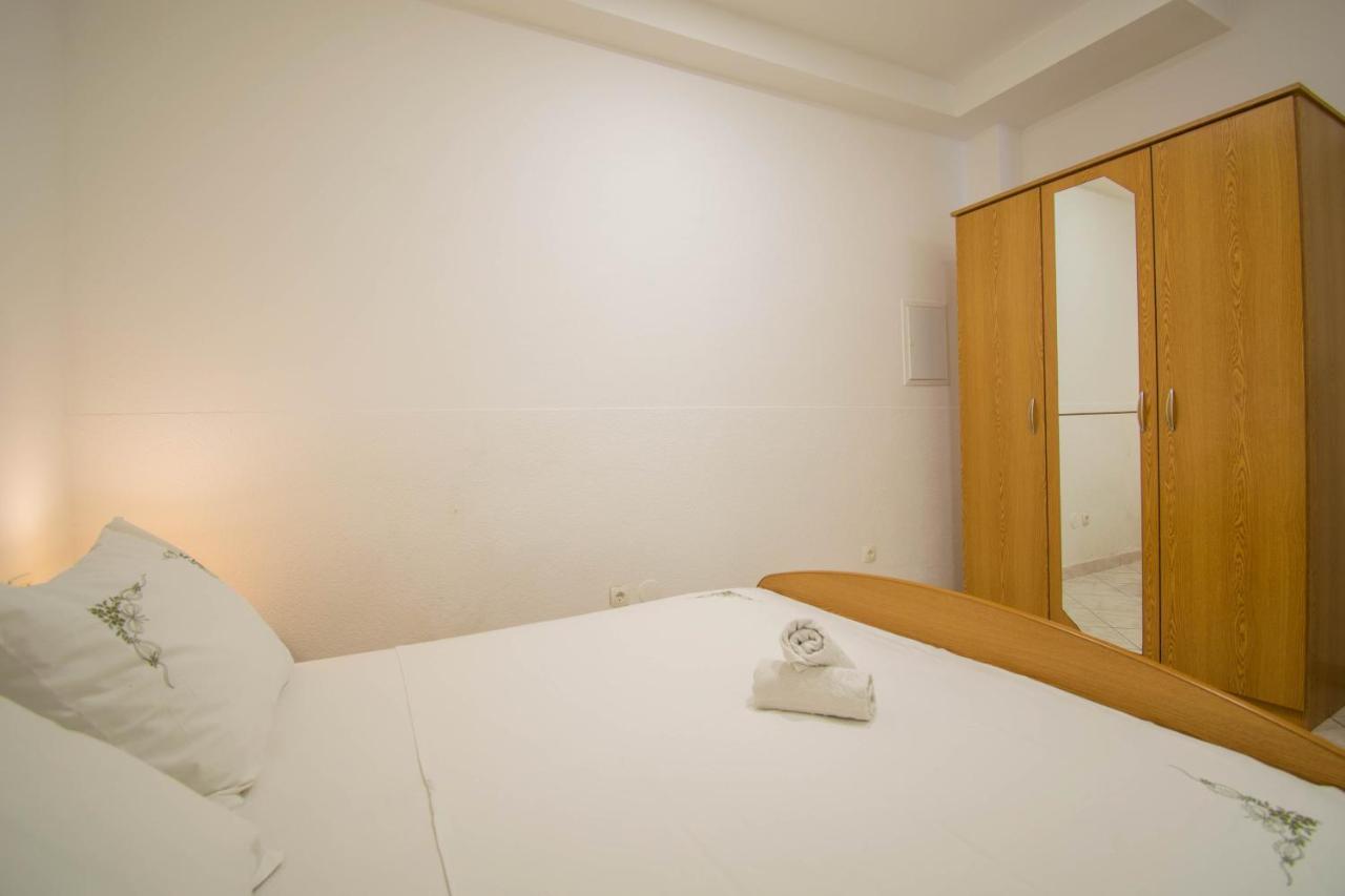 Apartments Manuela - Baška Voda Екстериор снимка