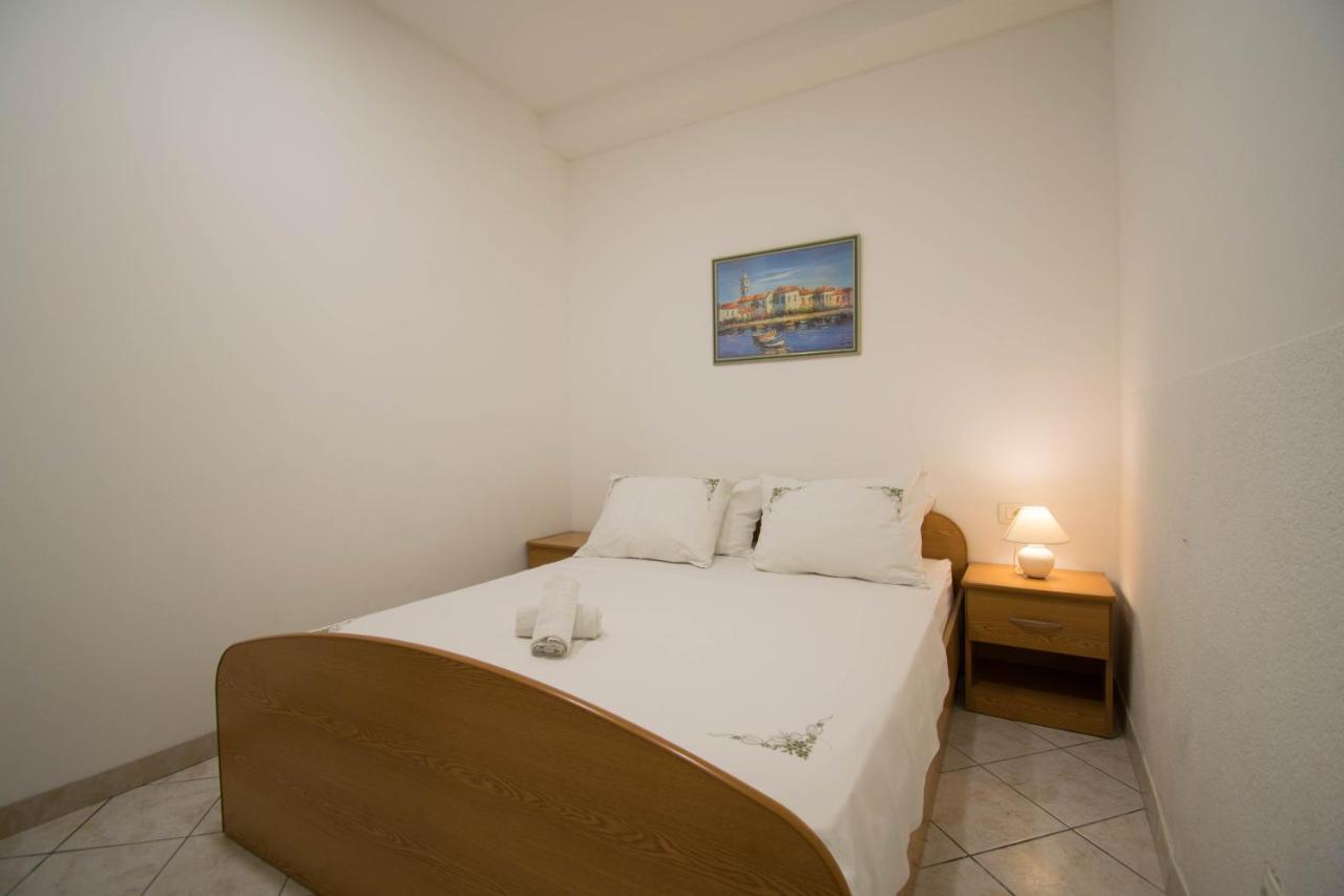 Apartments Manuela - Baška Voda Екстериор снимка